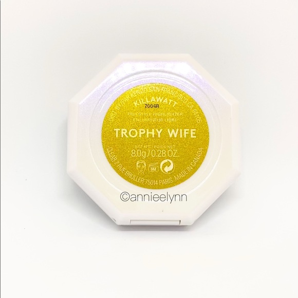 Fenty Beauty Killawat Highlighter in Trophy Wife - Picture 2 of 2